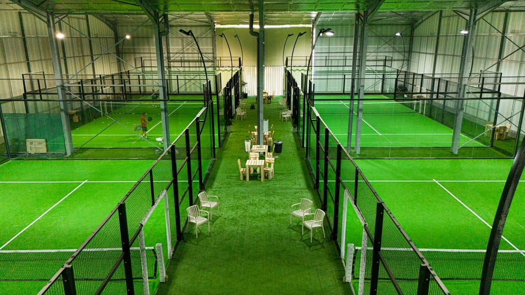Quatre terrains indoor